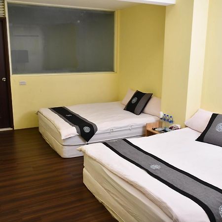 Way Young House Цзюфэнь Экстерьер фото