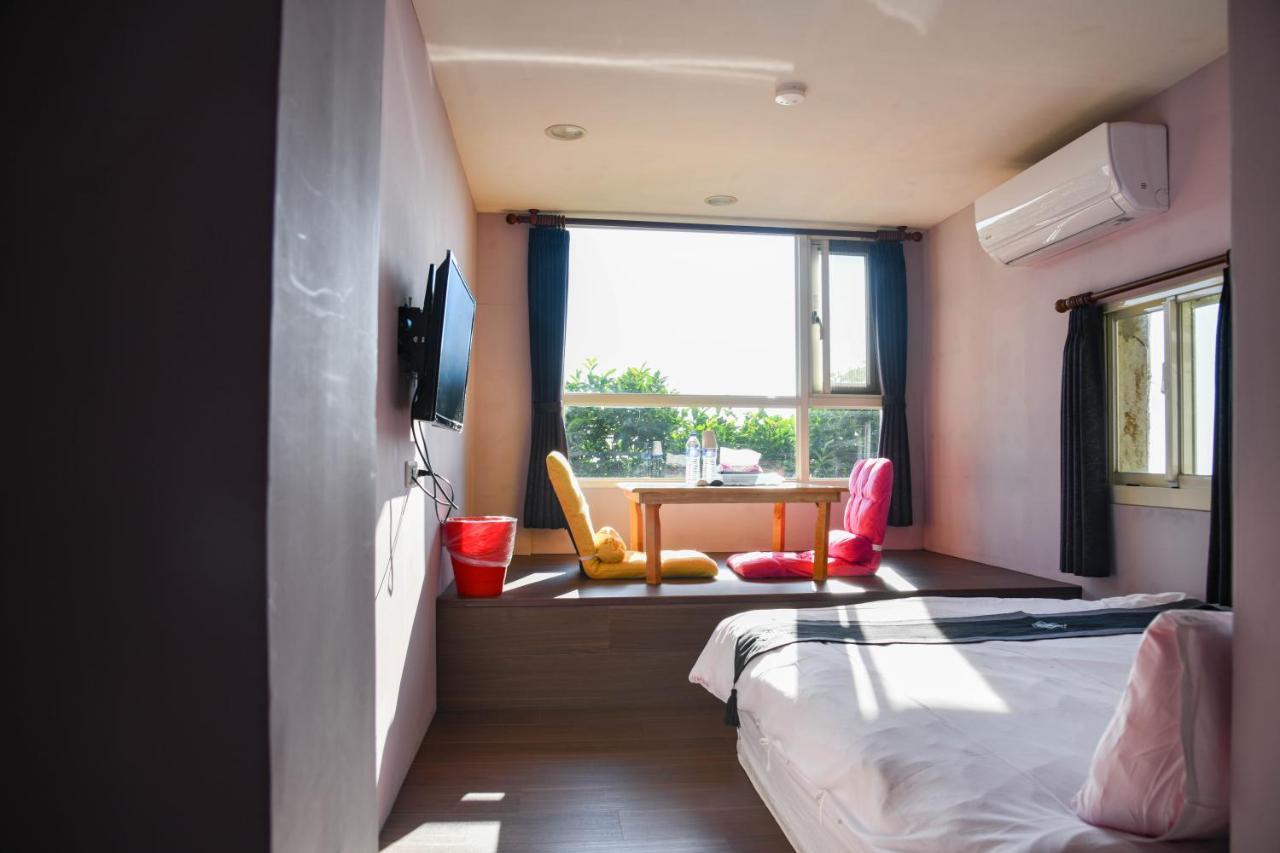 Way Young House Цзюфэнь Экстерьер фото
